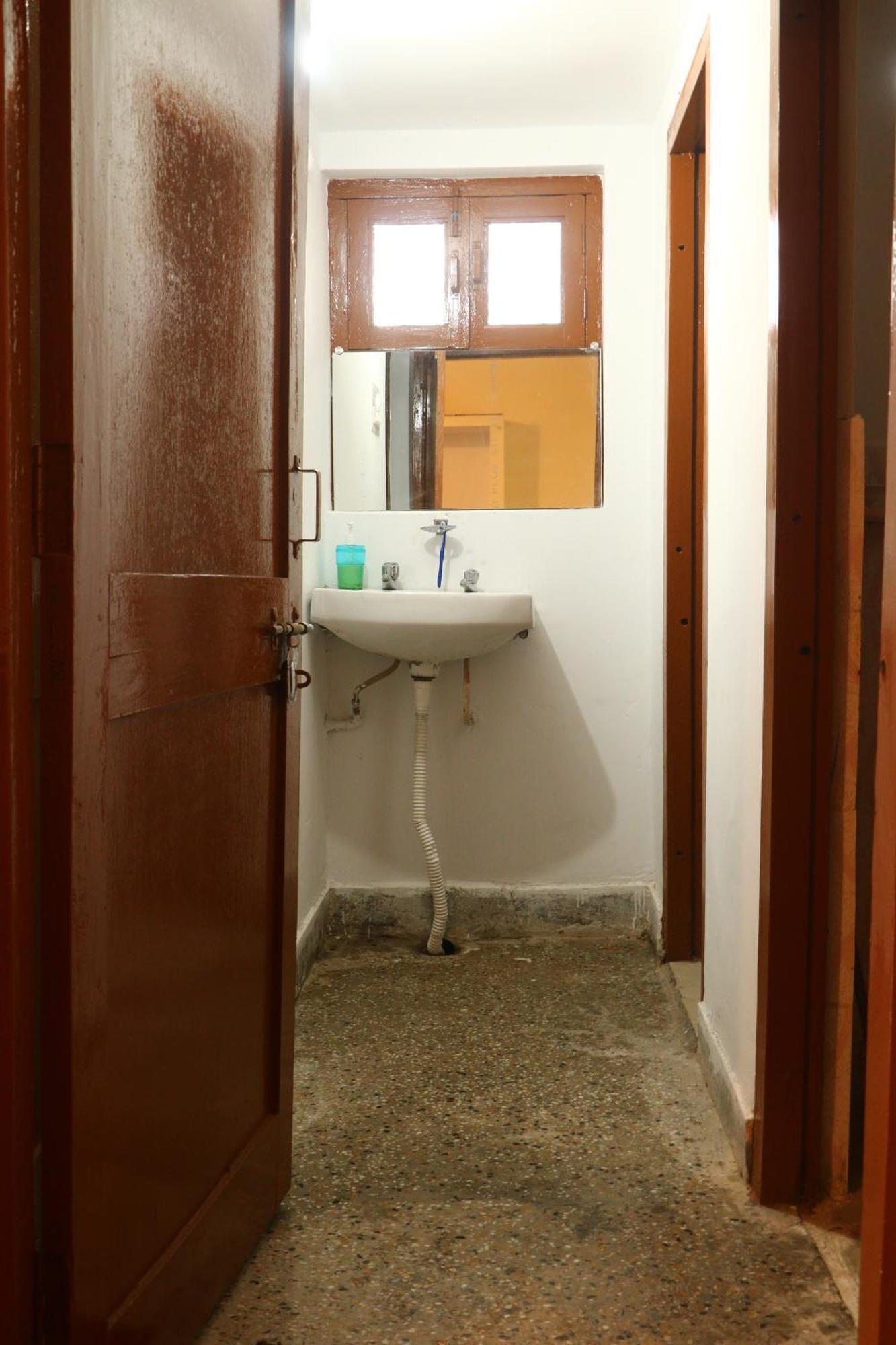 The Deodar Inn Pauri Экстерьер фото