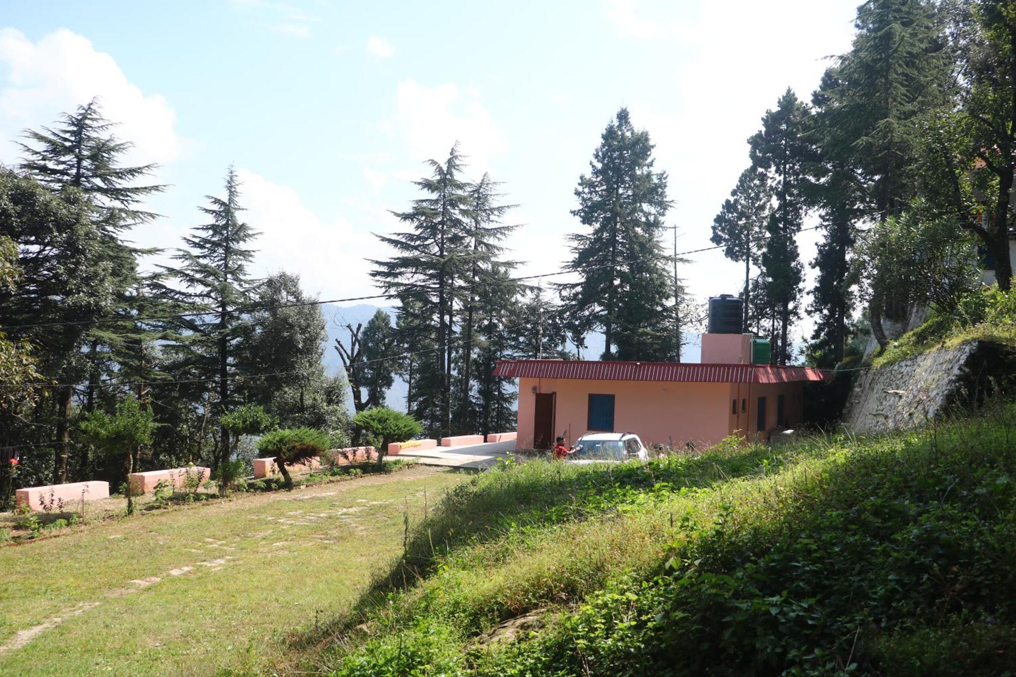The Deodar Inn Pauri Экстерьер фото
